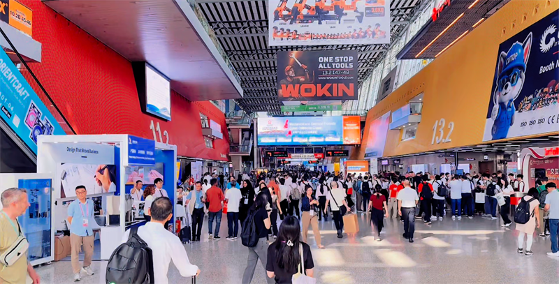 A QGM sikeresen részt vett a 138. kantoni vásáron, és bemutatta intelligens gyártási képességeit